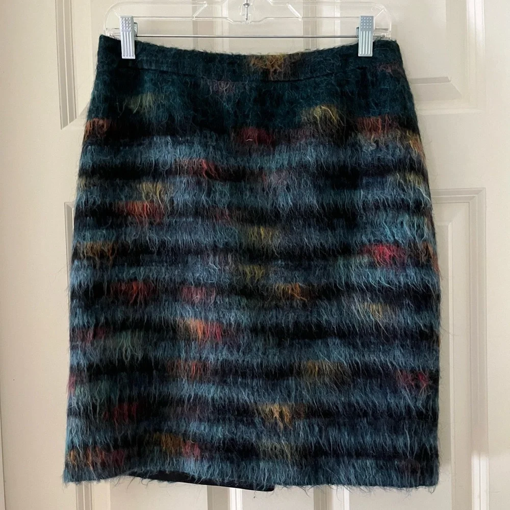 Anthropologie Maeve Feathered Wool Pencil Skirt, size 8-multicolored